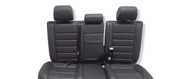 Volkswagen Touareg I Rear seat 