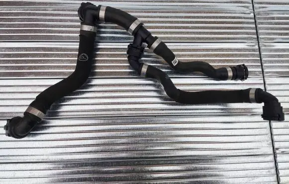 BMW X4 G02 Engine coolant pipe/hose 9894760 22322910 8670675