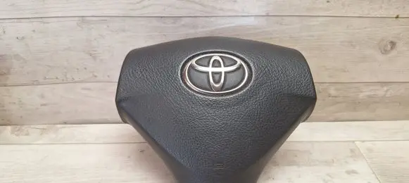 Toyota Corolla Verso AR10 Steering wheel airbag 
