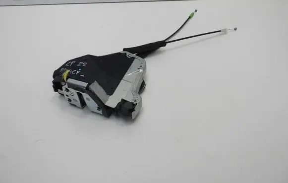 Suzuki Swace Front door lock