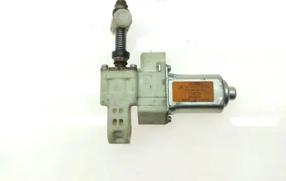 Subaru Outback Seat adjustment motor 1658616C 060605 39705112