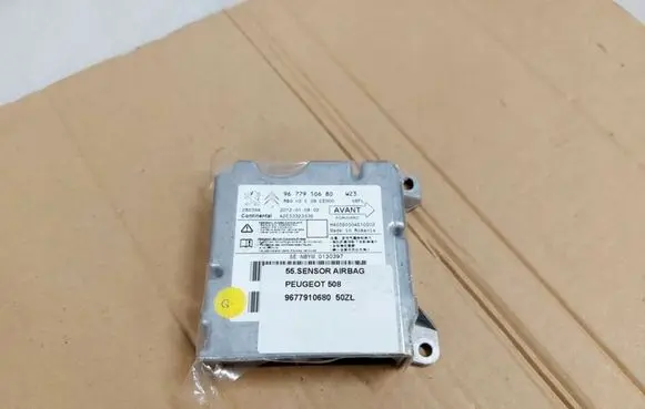 Peugeot 508 Airbag control unit/module 9677910680