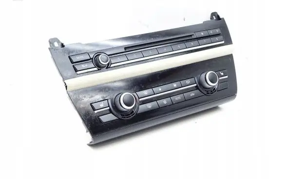 BMW 5 F10 F11 Climate control unit 9241243