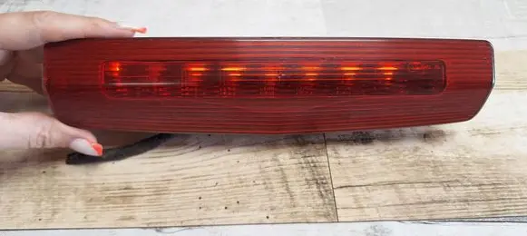 Opel Zafira B Third/center stoplight 13211587