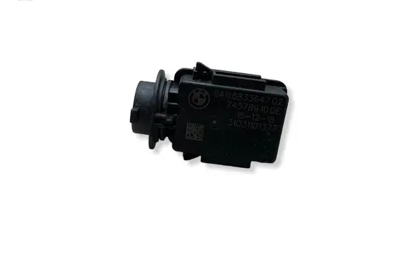 BMW 5 G30 G31 G38 AUC sensor 6833647