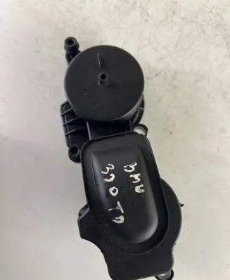 BMW 3 E46 Breather valve 1928403924 11127781465
