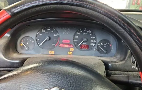Speedometer (instrument cluster)