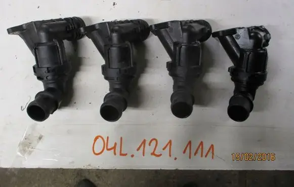 Volkswagen Transporter - Caravelle T6 Engine coolant pipe/hose 04L121111