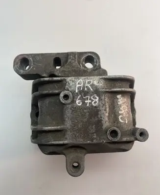 Volkswagen Caddy Engine mount bracket 1K0199262