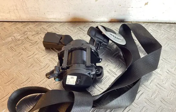 Front seatbelt