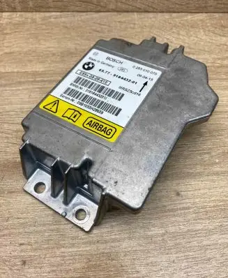 BMW 1 E82 E88 Airbag control unit/module 9184432 0285010070
