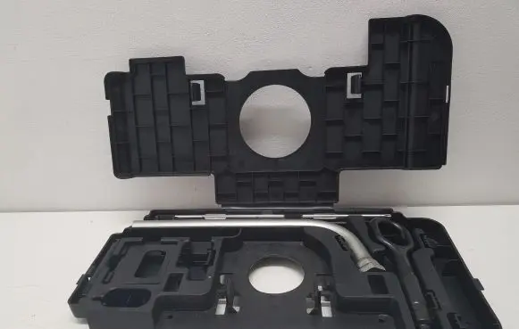 Audi A5 Sportback 8TA Tool set 8T8813685