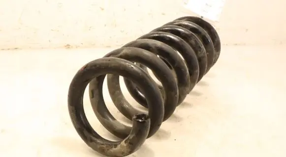 Maserati Ghibli Coil spring/strut mount 