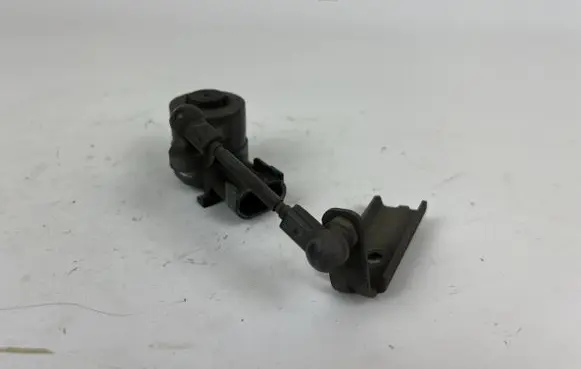 Dodge Durango III Rear air suspension level height sensor 68245332AB