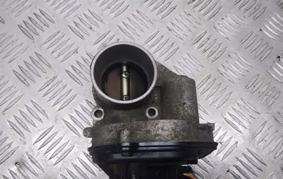 Ford Focus Throttle valve position sensor VR2S6U-9E927-FC