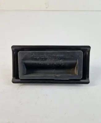 Volkswagen Jetta VI Tailgate/trunk/boot exterior handle 5N0827566T
