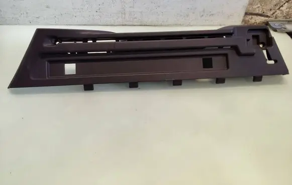 Opel Insignia A Parcel shelf load cover mount bracket 13222411