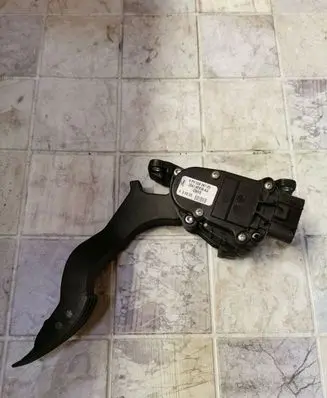 Ford Fiesta Accelerator throttle pedal 6PV00856700 2S619F836AA