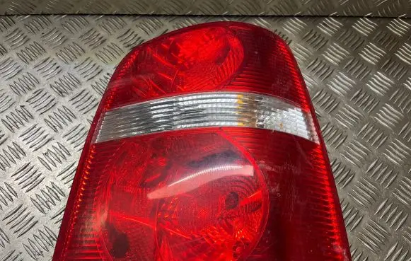 Volkswagen Touran I Rear/tail lights 158678