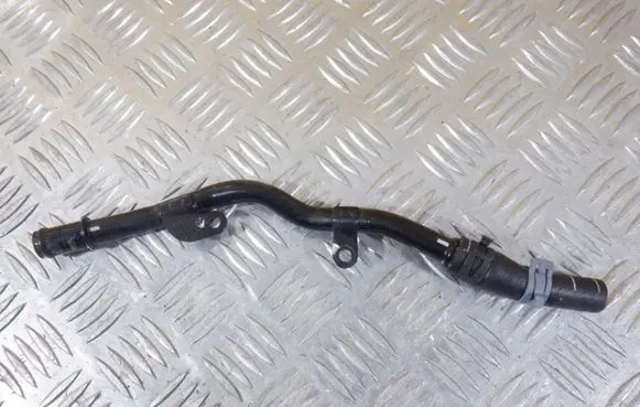 Volkswagen Golf VII Engine coolant pipe/hose 06K121085A