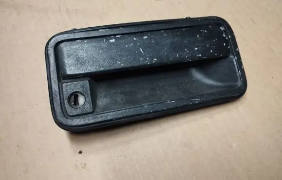 Chevrolet Tahoe Front door exterior handle