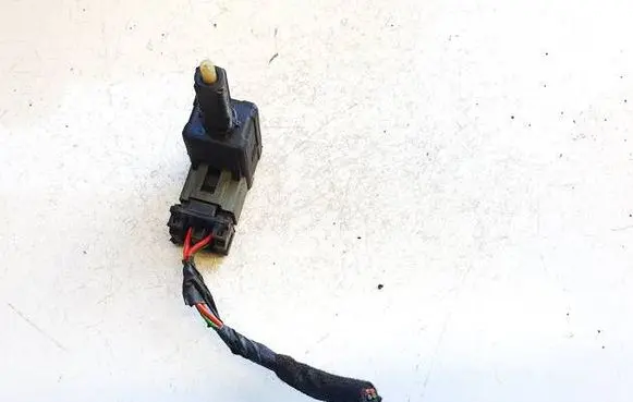 KIA Ceed Brake pedal sensor switch