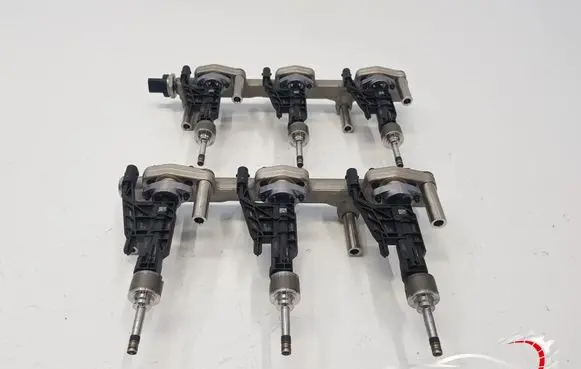 BMW X2 F39 Fuel injector 8671991