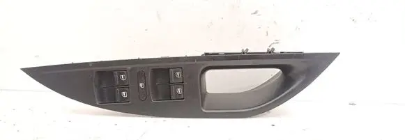Seat Altea XL Electric window control switch 156022462 5P1867171A