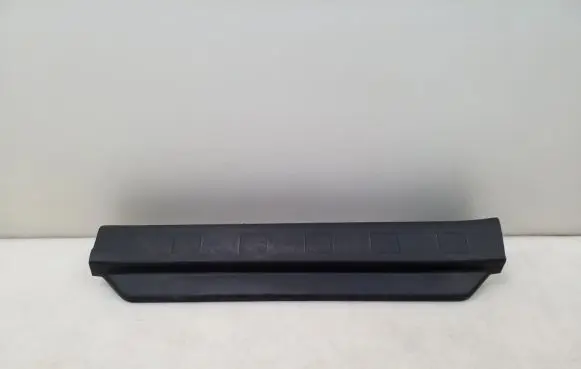 Nissan X-Trail T31 Front sill trim cover 76952JG00A