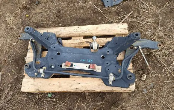 Renault Master III Front subframe