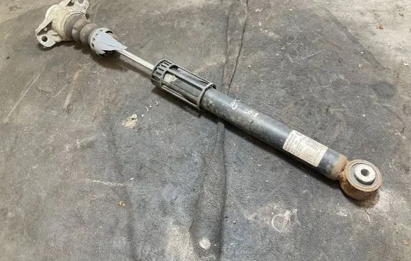 Audi A3 S3 8V Rear shock absorber/damper 801401000298 5Q0513049BF 5Q0512013DF