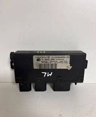 Mercedes-Benz ML W163 Other control units/modules A1635454832 00833800 A1635454932