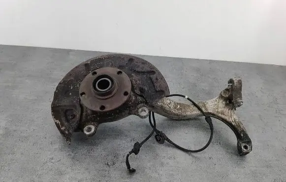 Audi A4 S4 B6 8E 8H Front wheel hub spindle knuckle