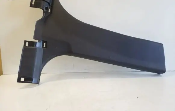 (B) pillar trim (bottom)