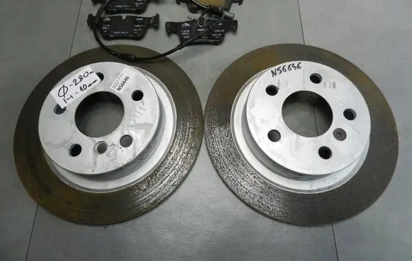 BMW X1 F48 F49 Rear brake disc 6799367