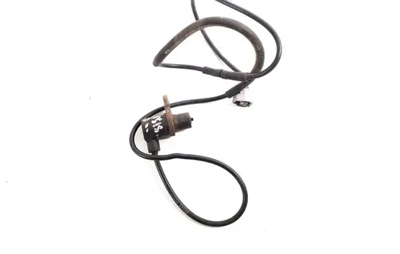 Toyota Avensis T220 ABS brake wheel speed sensor 89543-05030