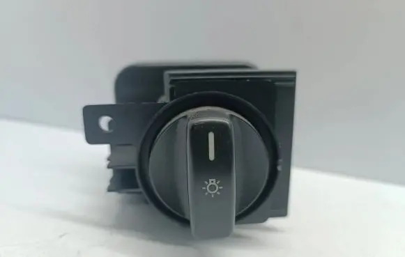 Mercedes-Benz A W169 Light switch 1695452204 0179088 32220202