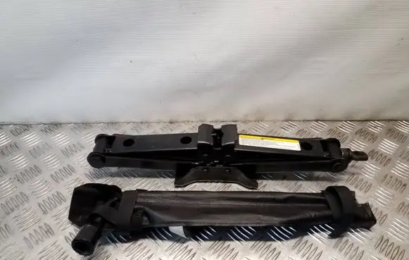 Jeep Grand Cherokee (WK) Lift Jack 52110391AB 56052848AA