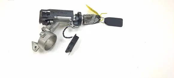 Opel Mokka X Ignition lock 13383062
