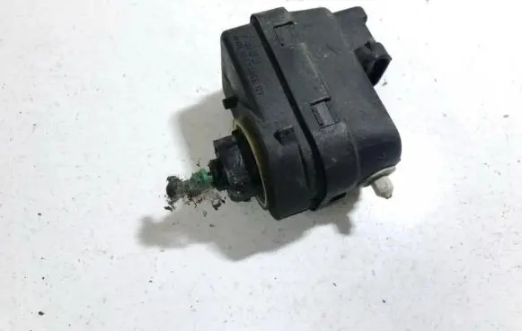 Renault Laguna II Headlight level adjustment motor 7700840141