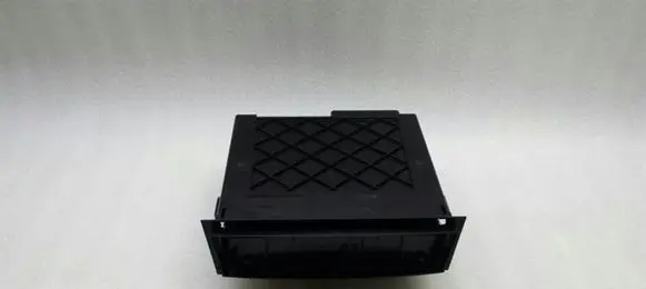 Mercedes-Benz E AMG W211 CD/DVD changer A2116800552