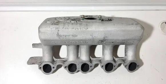 Volkswagen Transporter - Caravelle T4 Intake manifold 074129713T
