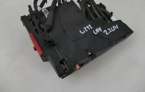 Mercedes-Benz E W212 Positive cable (battery)