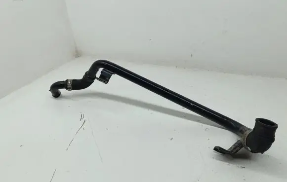 Volkswagen PASSAT B5 Engine coolant pipe/hose 06B103213T 586040
