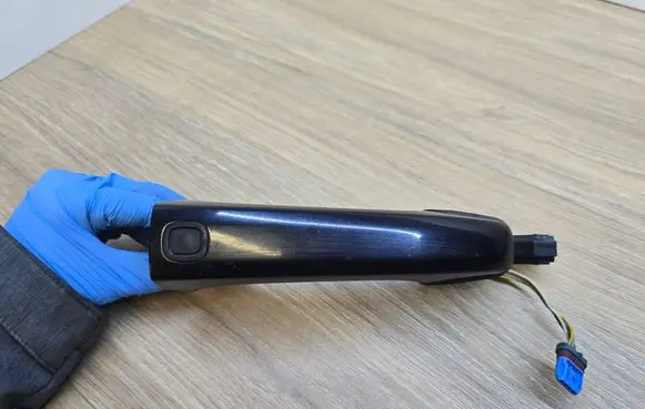 Volvo V70 Rear door exterior handle 30753786