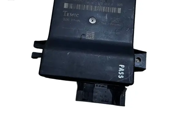 Audi A6 S6 C6 4F Gateway control module 4F0907468D