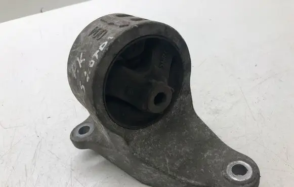 Mitsubishi Grandis Gearbox mount MN103097