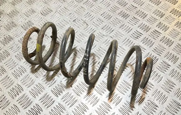 Toyota Yaris Rear coil spring