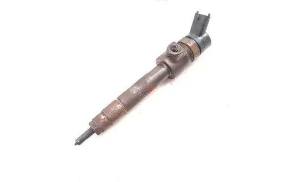 Opel Zafira B Fuel injector 0445110276