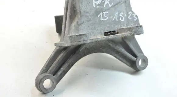 Alfa Romeo Giulietta Engine mount bracket 51879600